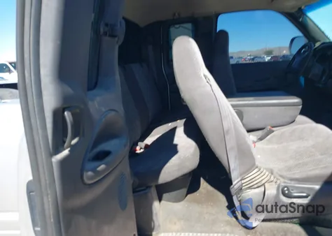 2001 Dodge Ram 1500 St из США, поврежденный, VIN 3B7HF13Z51G750296